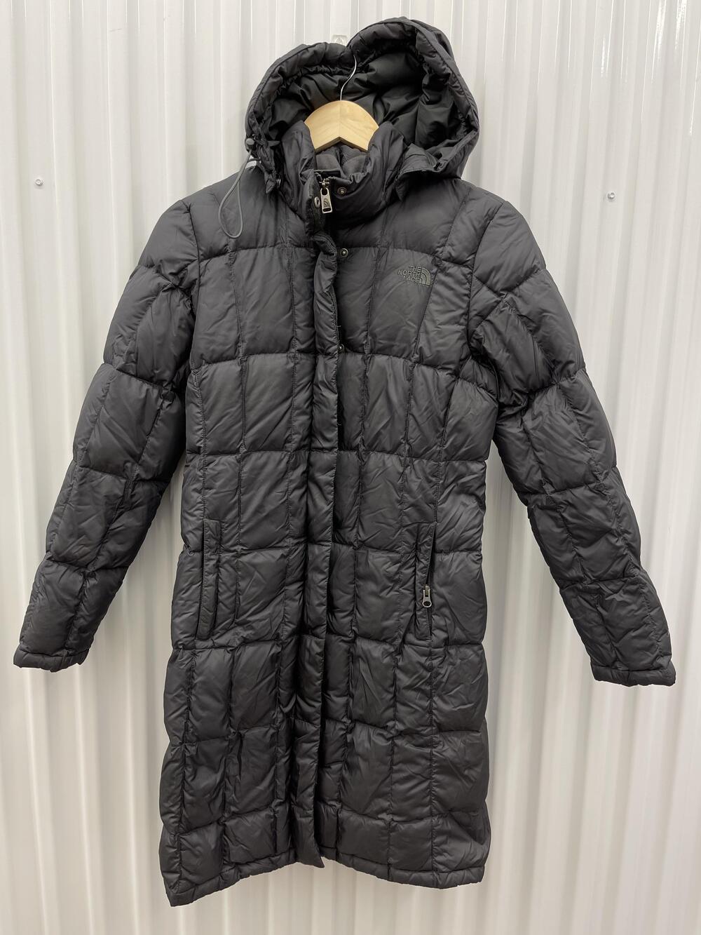 The North Face Down Coat Womens SMALL Gray Hooded Long Puffer Parka Winter
